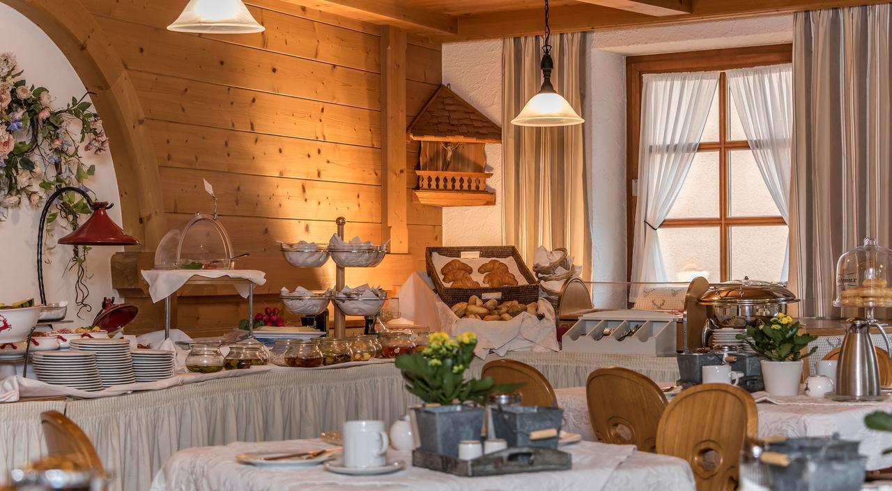 Hotel Mutz Garni Иннинг-ам-Аммерзе Экстерьер фото