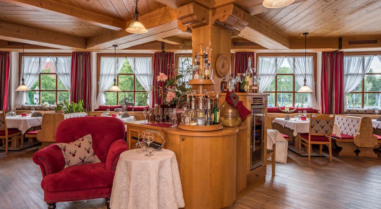 Hotel Mutz Garni Иннинг-ам-Аммерзе Экстерьер фото