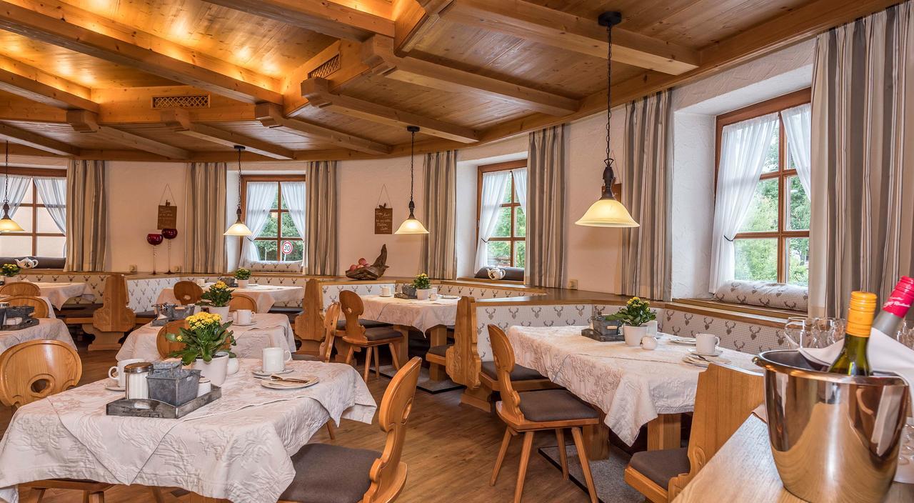 Hotel Mutz Garni Иннинг-ам-Аммерзе Экстерьер фото